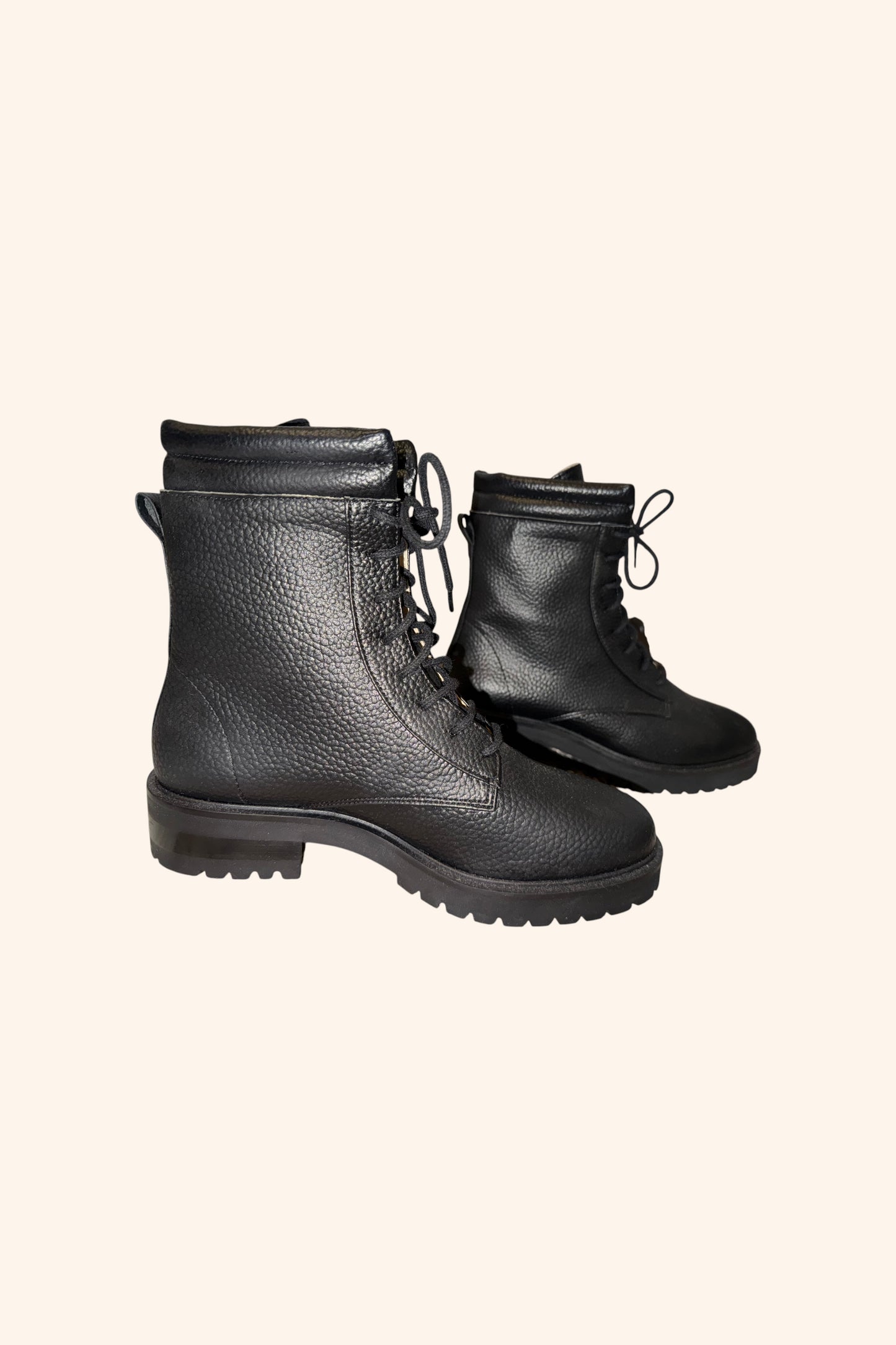 Bottines plates à lacets