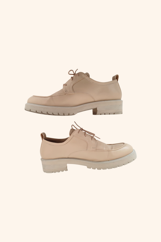Camden cream derbies size 41.5