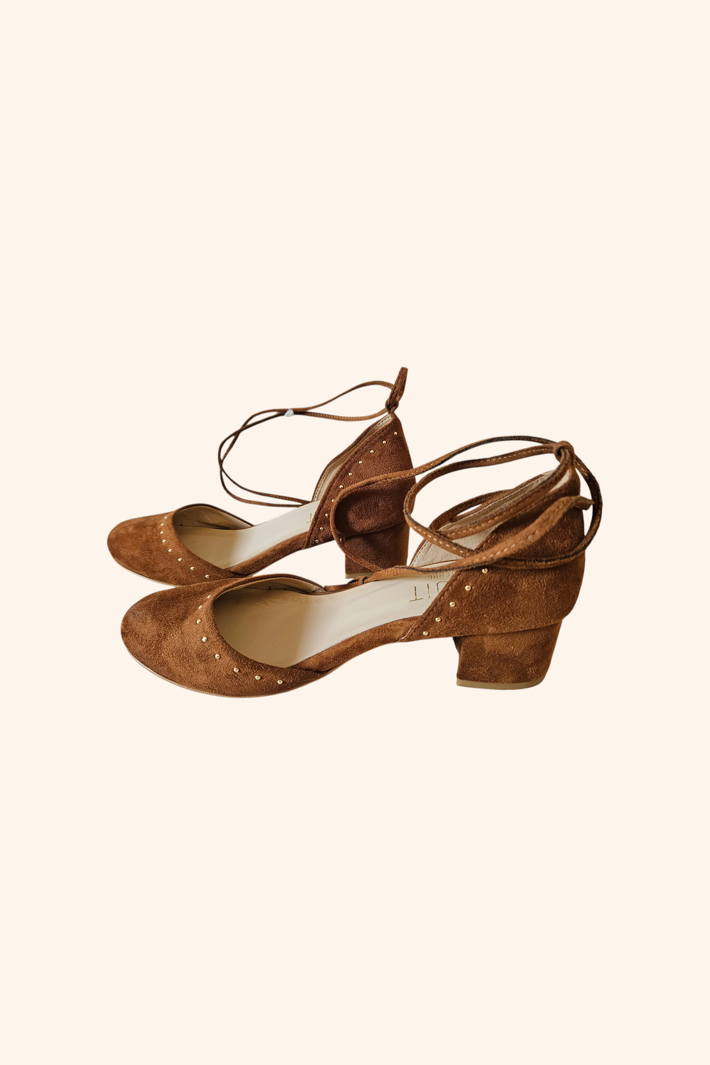 Camel low-heel sandals