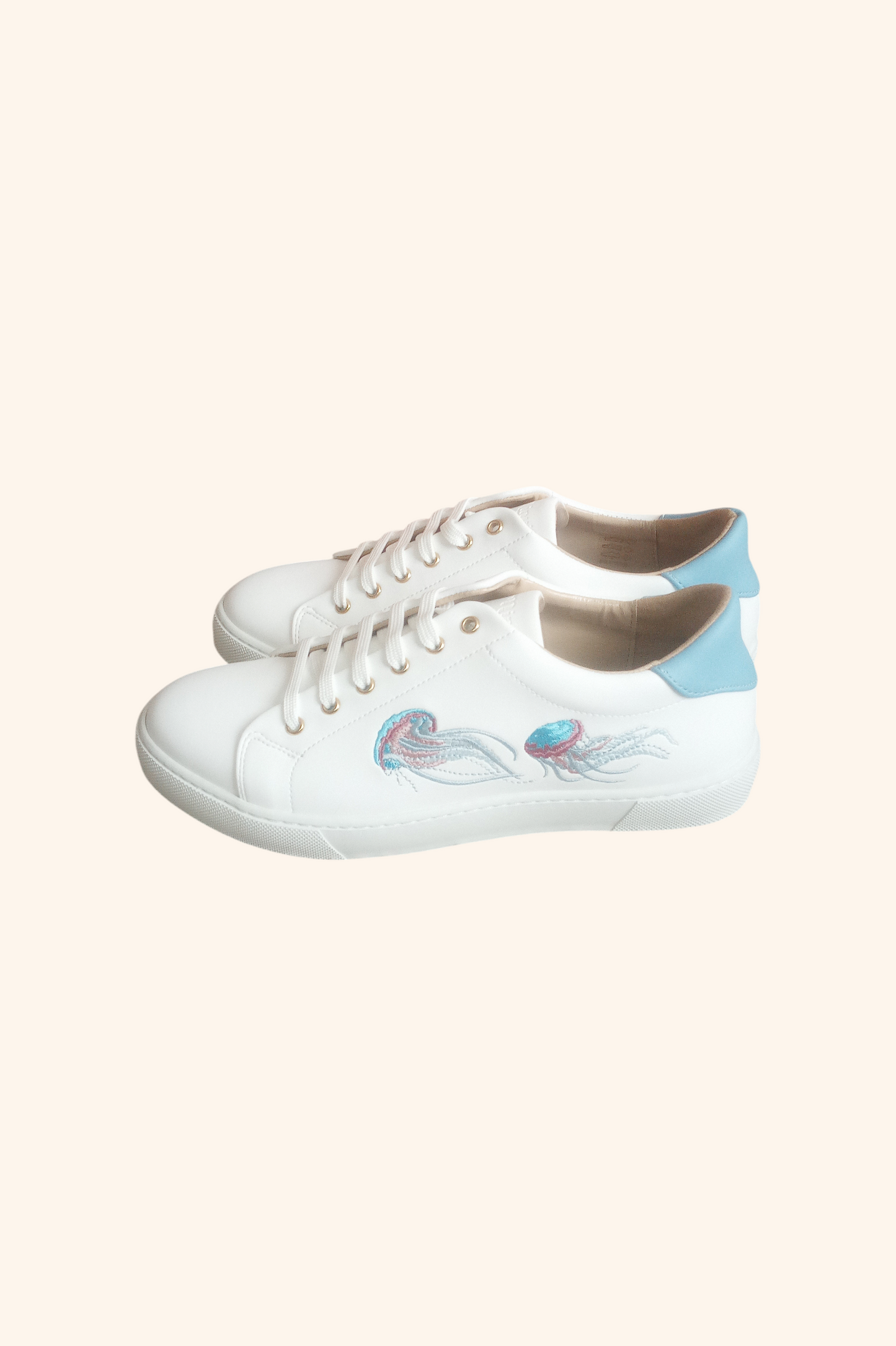Virevolte jelly sneakers