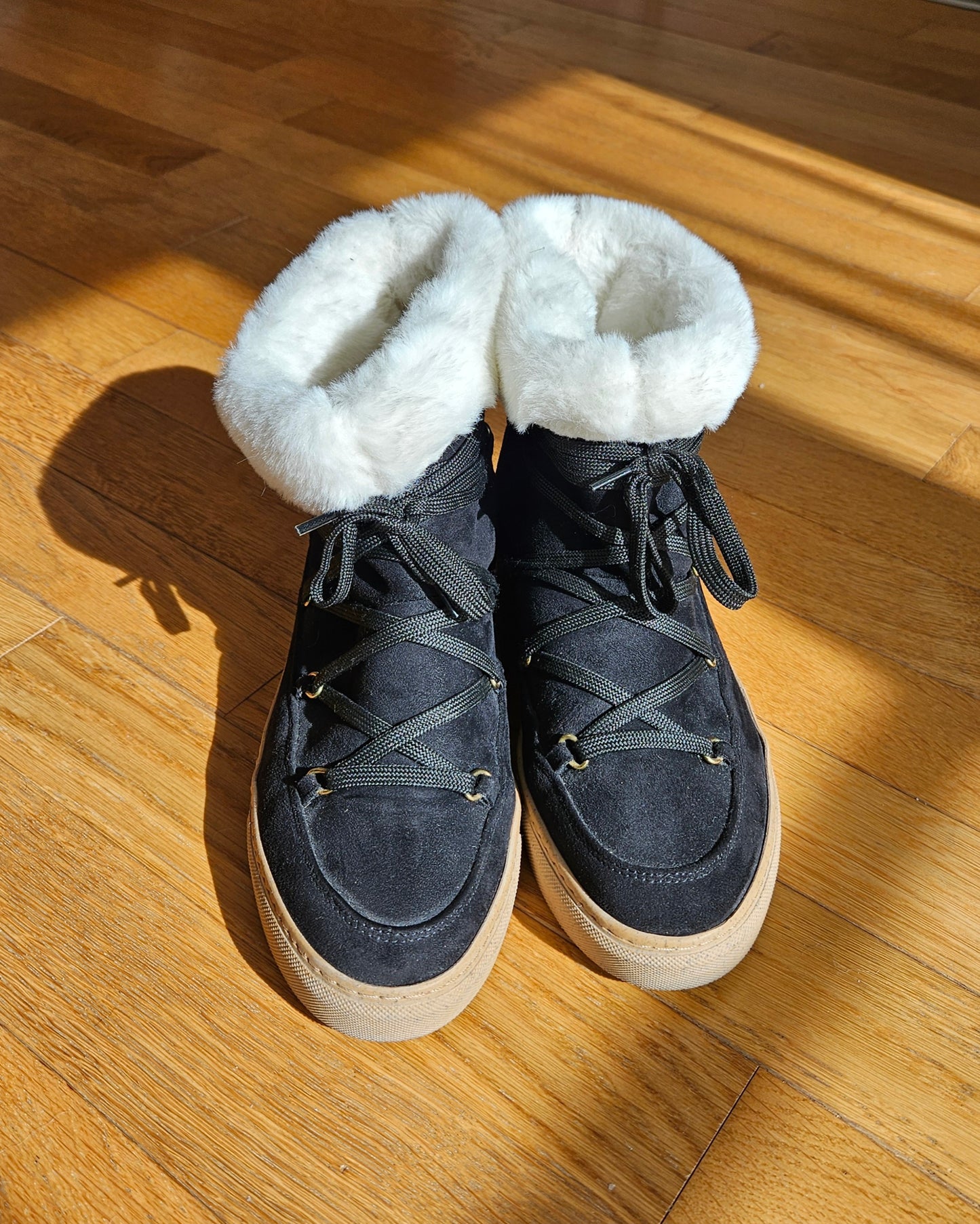 Winter boots