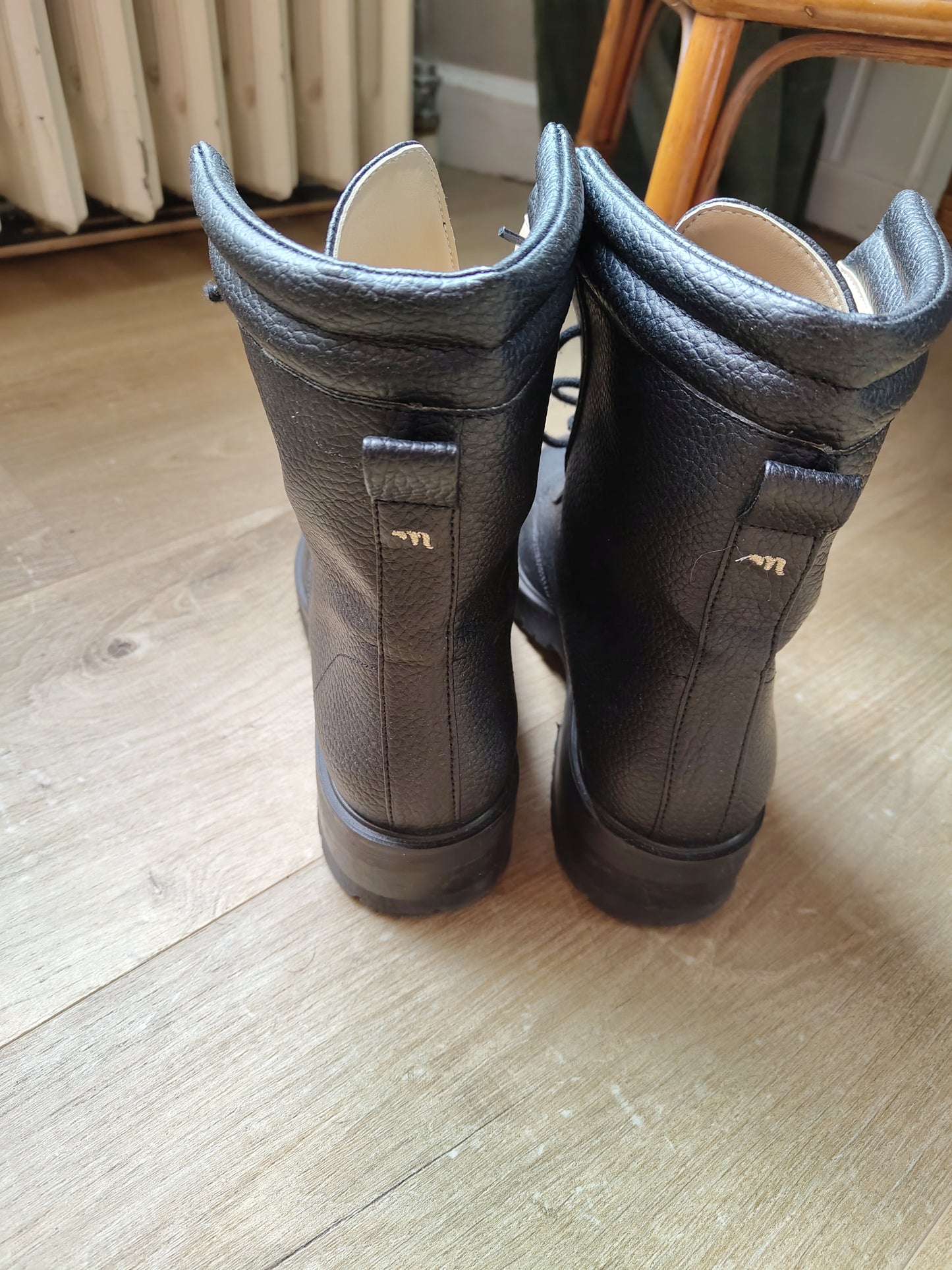 Black Soupçon ankle boots