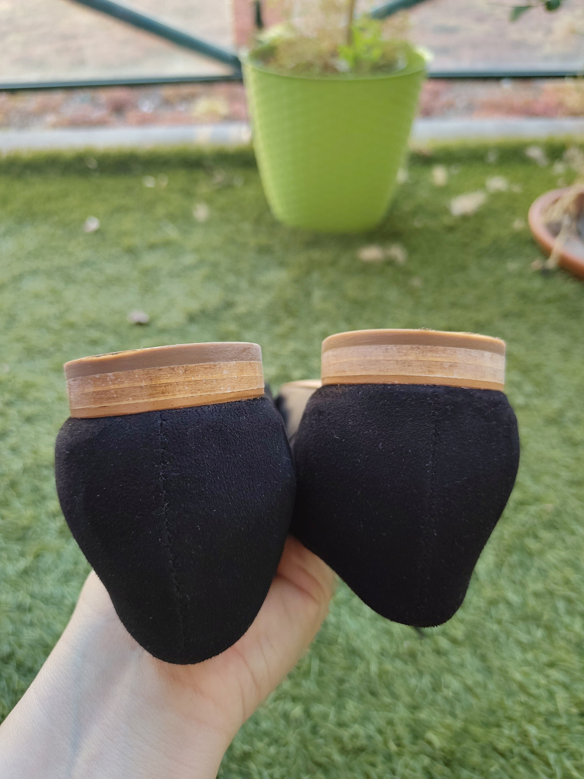 Solstice Derbies - Black, 39