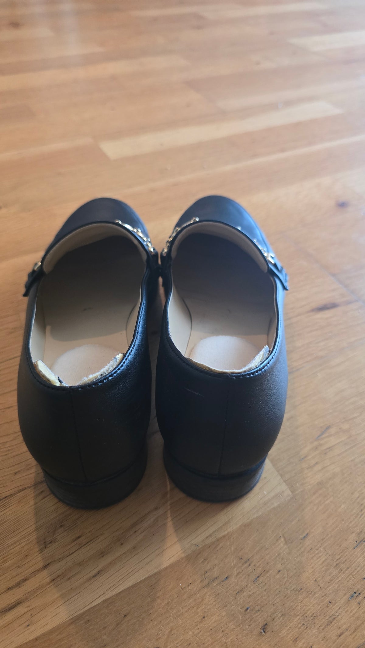 Mocassins noirs Symbole doré