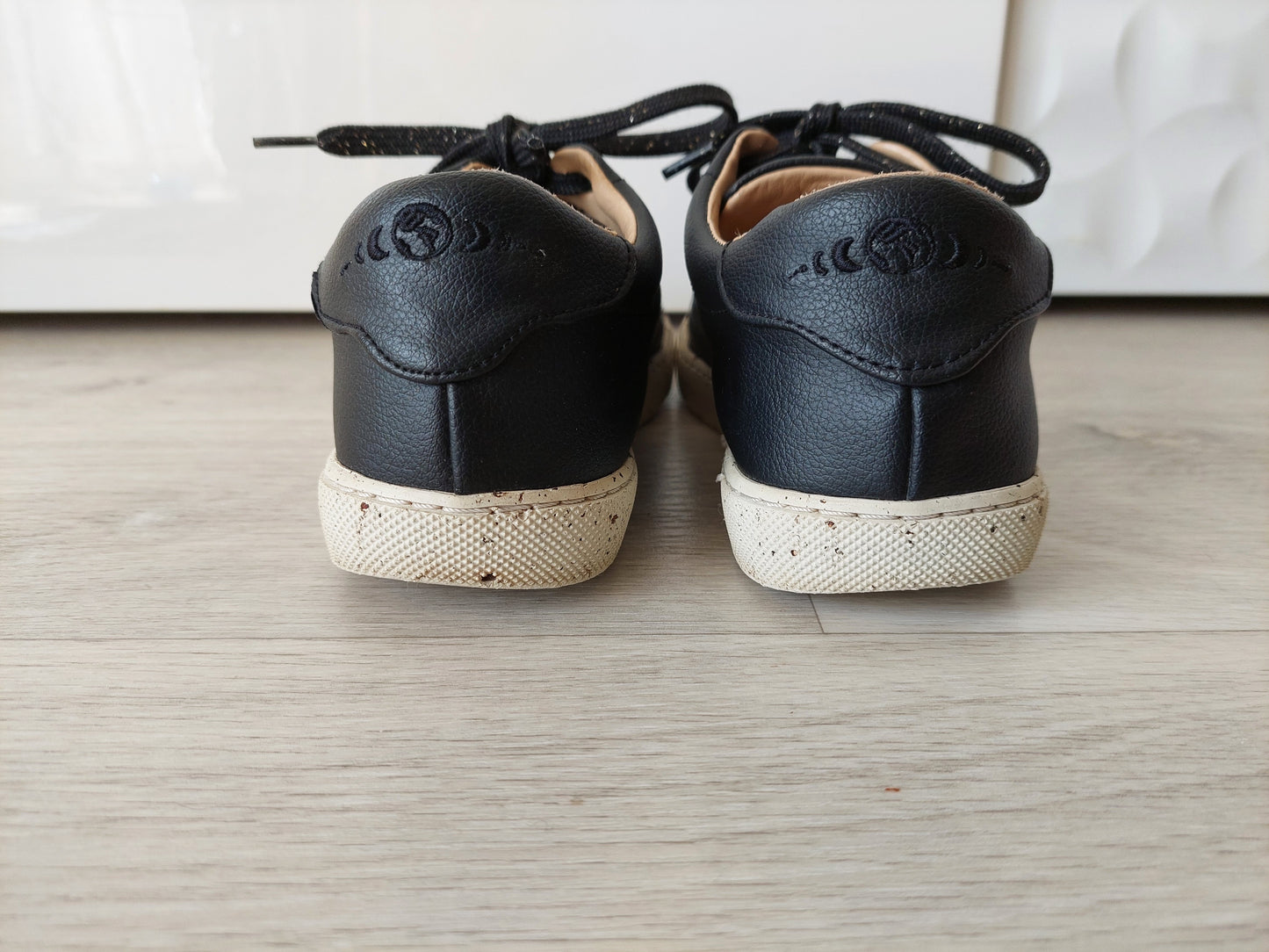 Baskets Virevolte noires