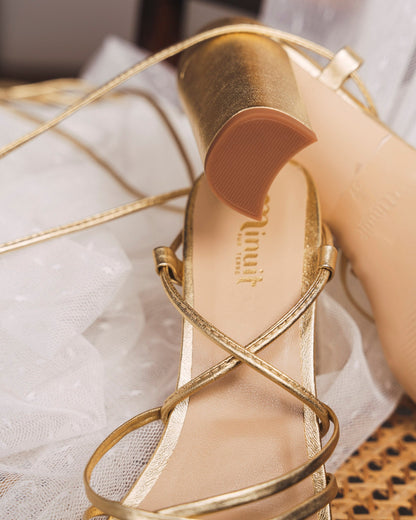 Sandales à talons dorées or pour femme Cupidon vegan écologiques recyclées Cupidon par Minuit sur Terre