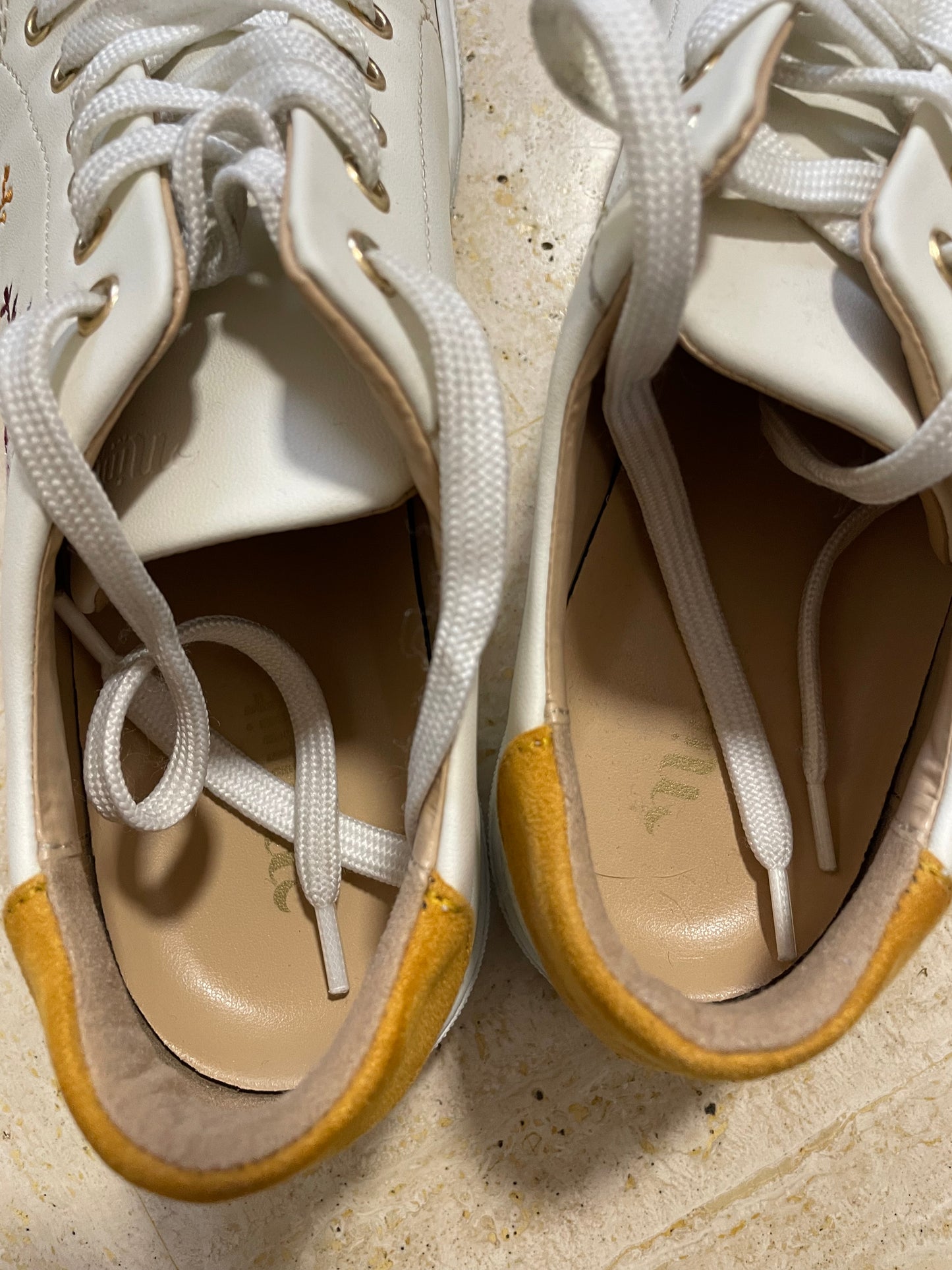 Virevolte Dame de Minuit