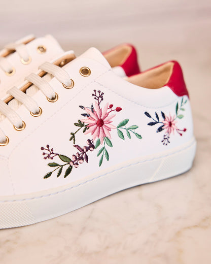 Midnight Lady Pink Twirl