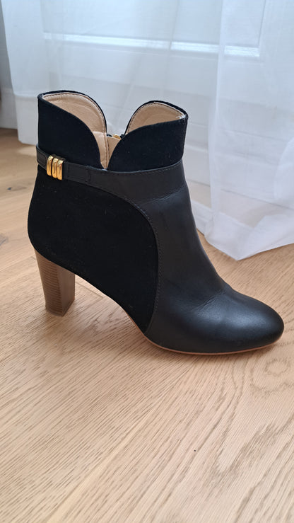 Heeled ankle boots