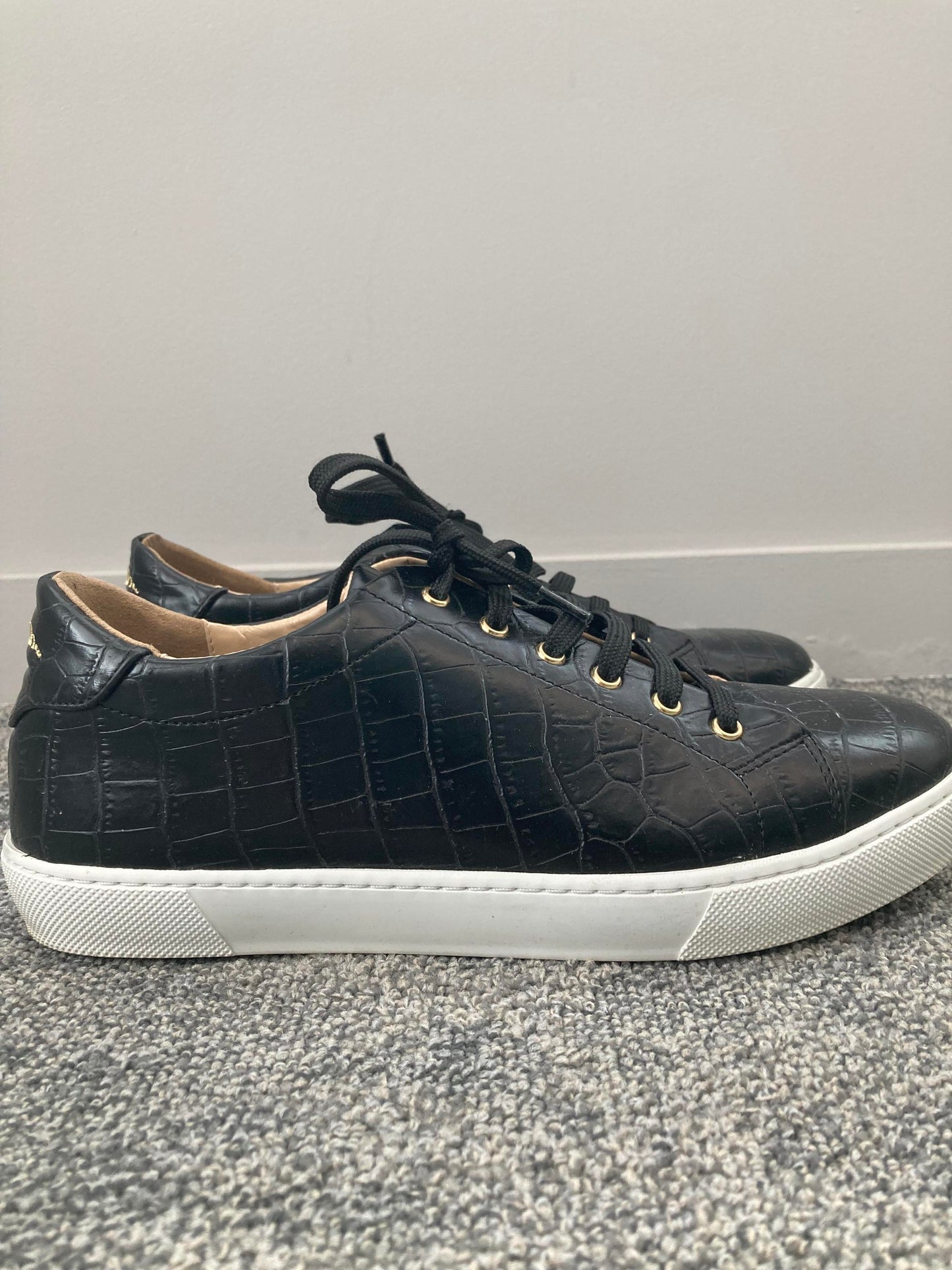 Black Croco Twirl
