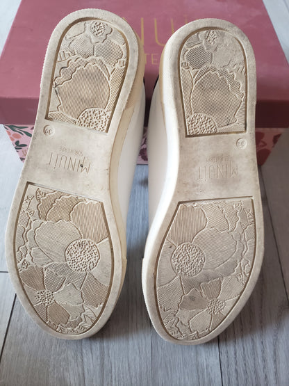 Baskets blanches
