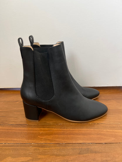 Thames Black
