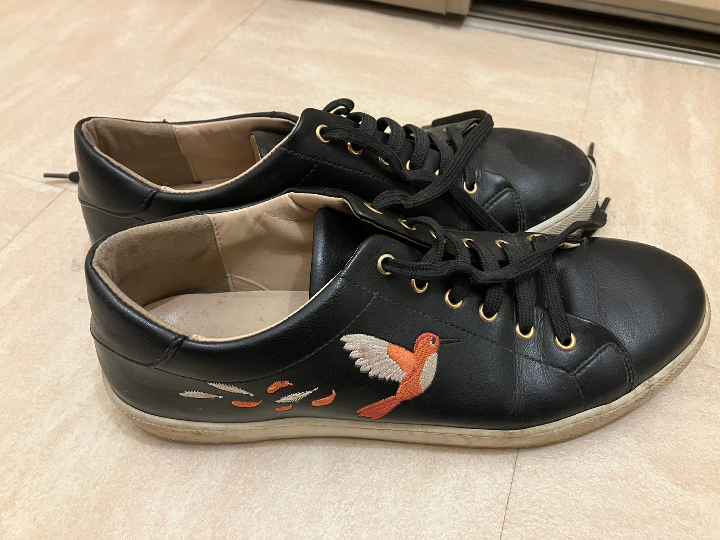 Baskets noires