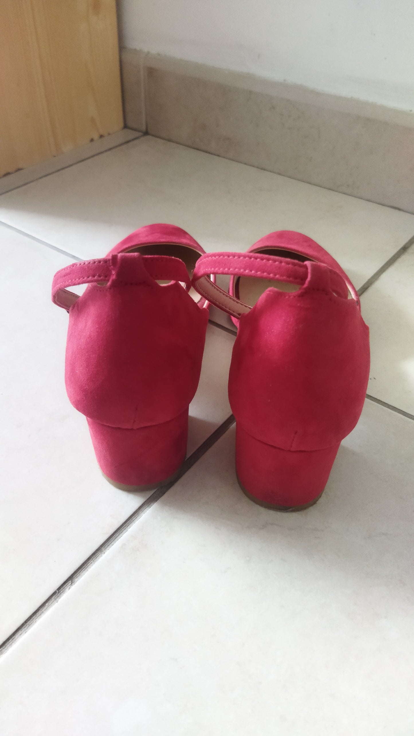 Heeled sandals