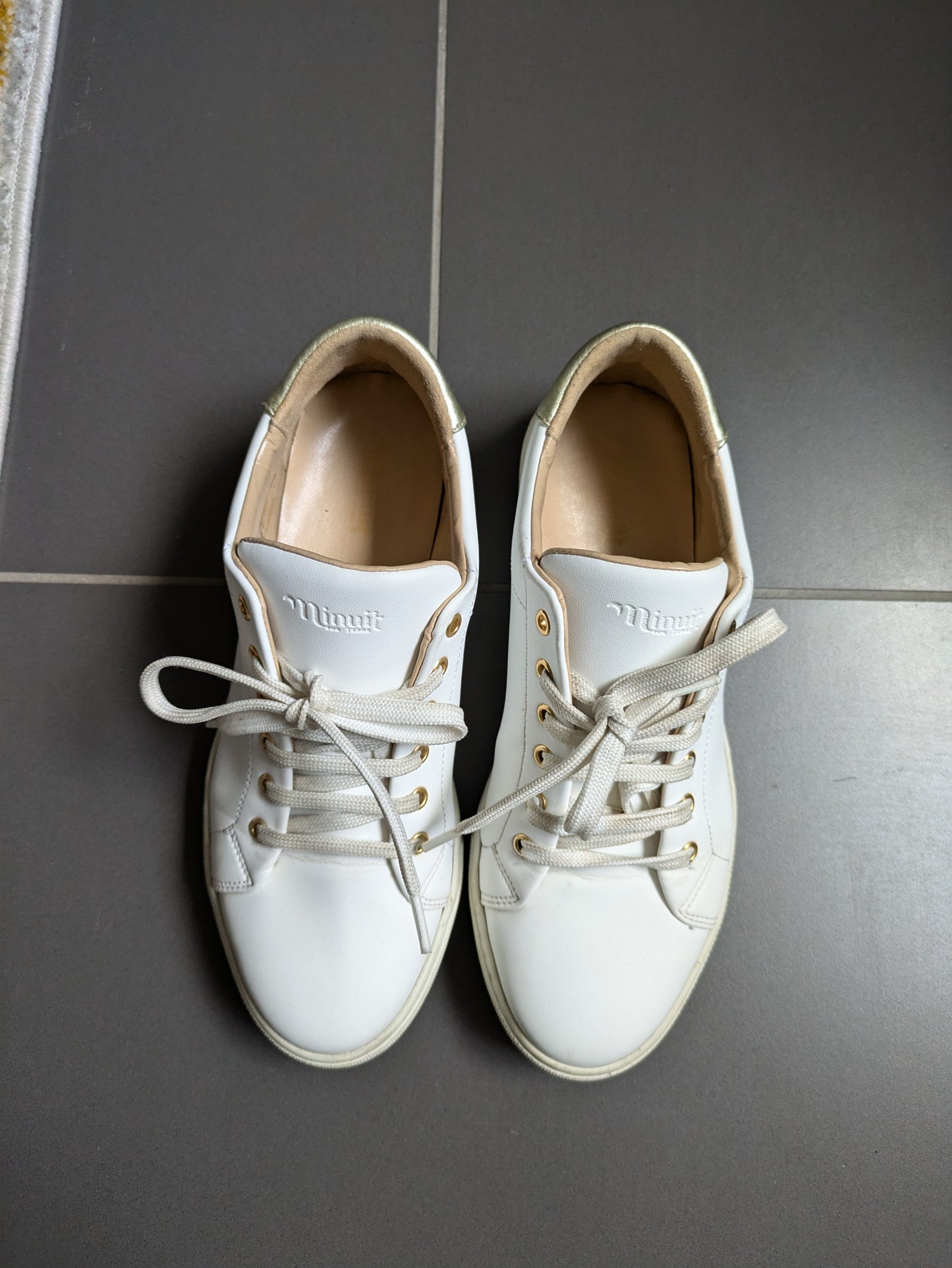 White Twirl
