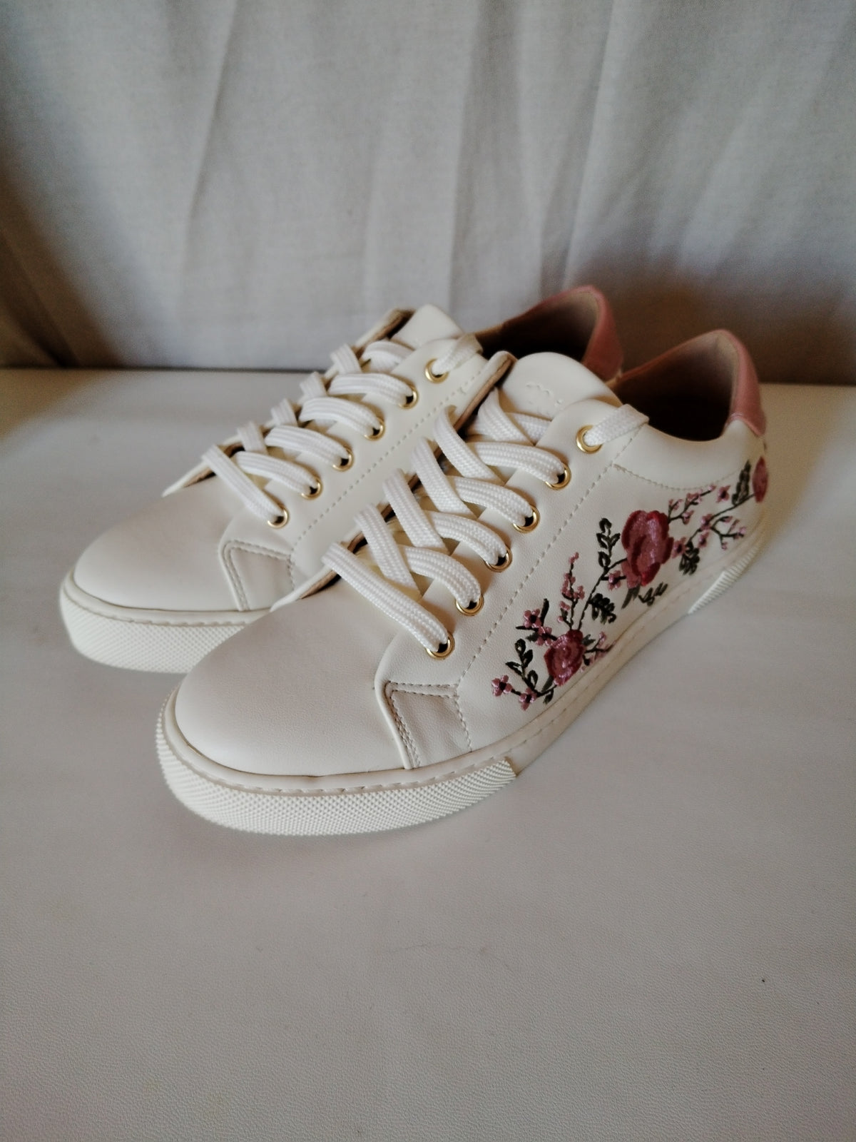 Virevolte Roses