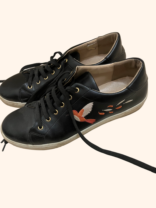 Baskets noires