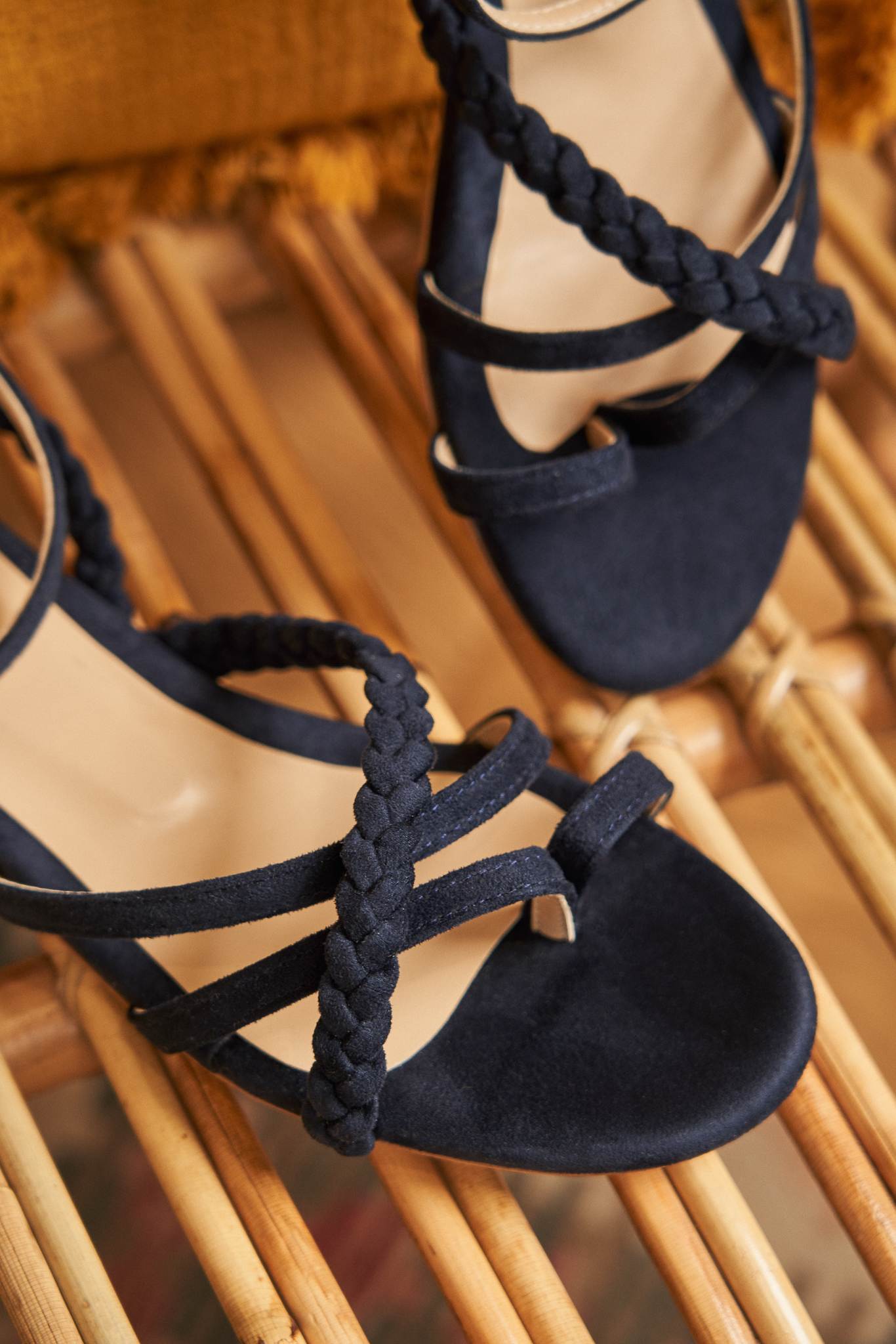 Sandales plates bleues foncées pour femme vegan écologiques recyclées Paradis Minuit sur Terre
