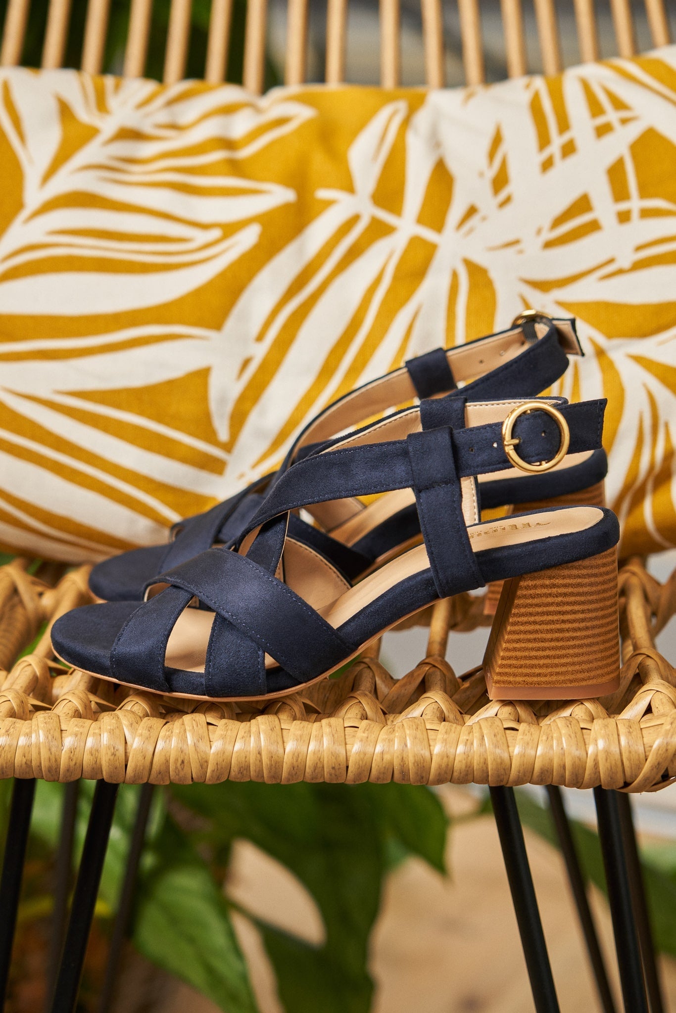 Sandales à talons bleues foncées pour femme écologiques recyclées et vegan Guarana Minuit sur Terre