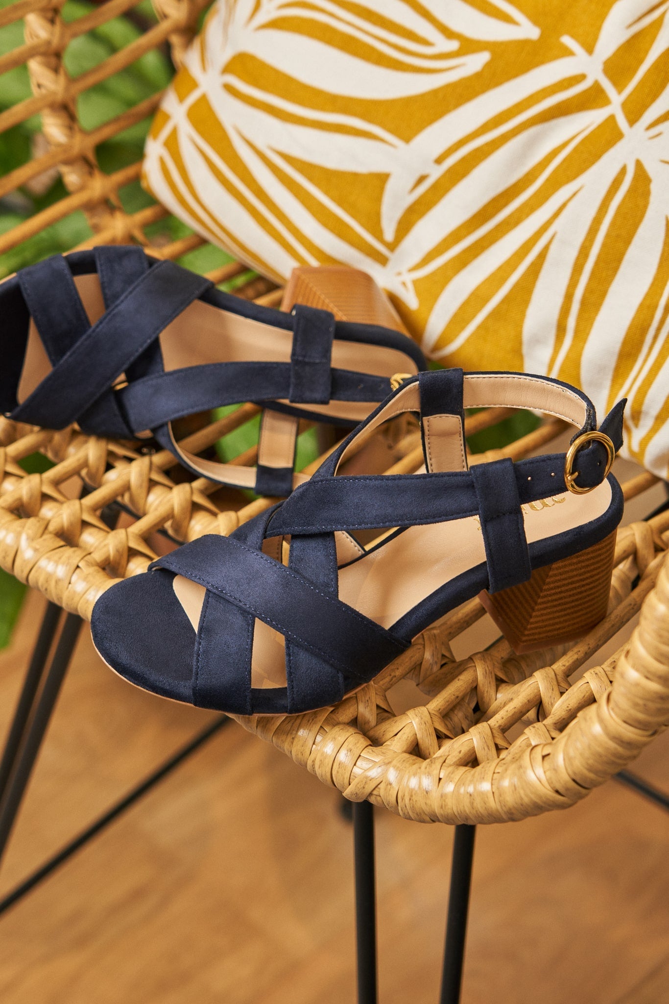 Sandales à talons bleues foncées pour femme écologiques recyclées et vegan Guarana Minuit sur Terre