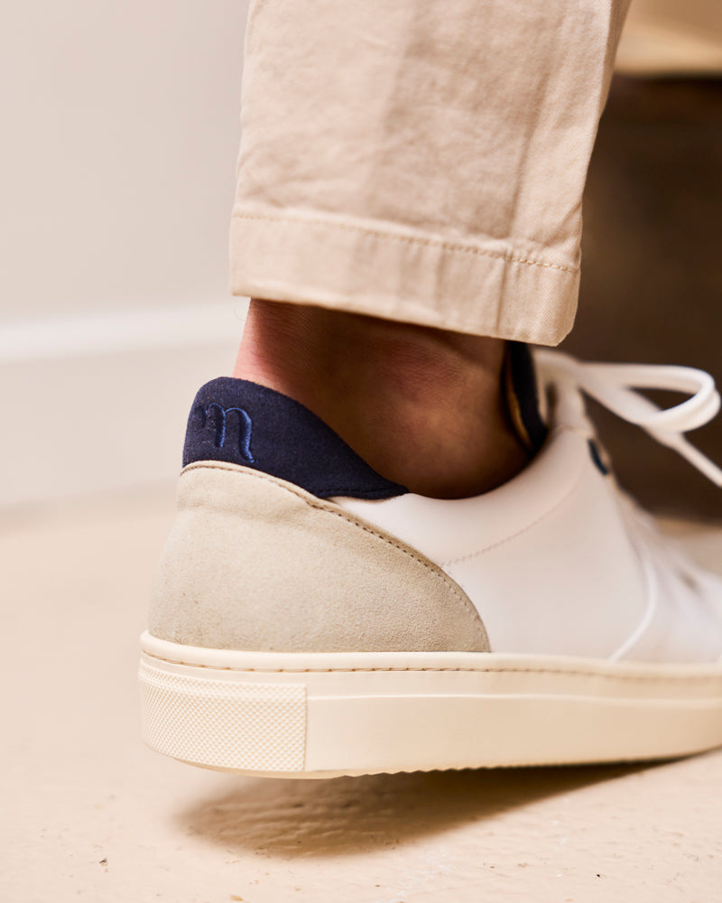 Barkley White Blue
