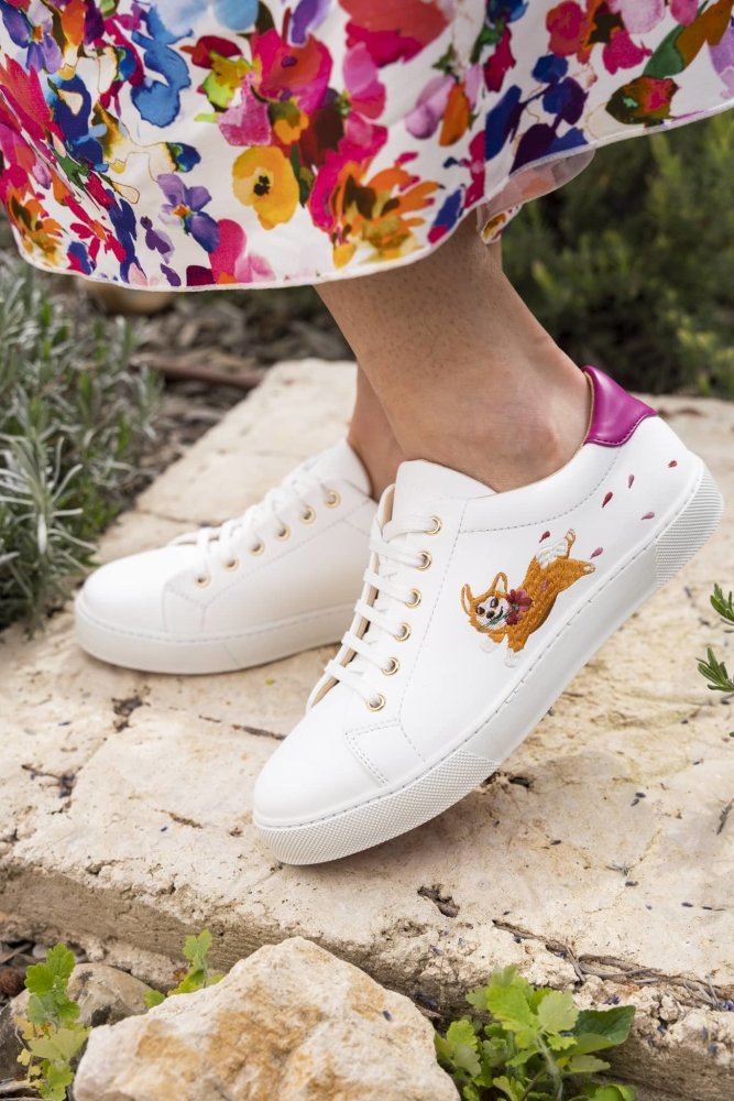 Virevolte brodées corgi femme écologiques recyclées vegan Virevolte Minuit sur Terre