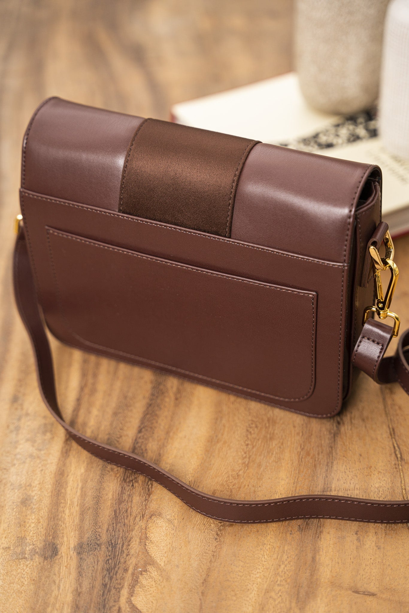 Sac à main marron chocolat vegan écoresponsable recyclé pour femme Poésie Minuit sur Terre