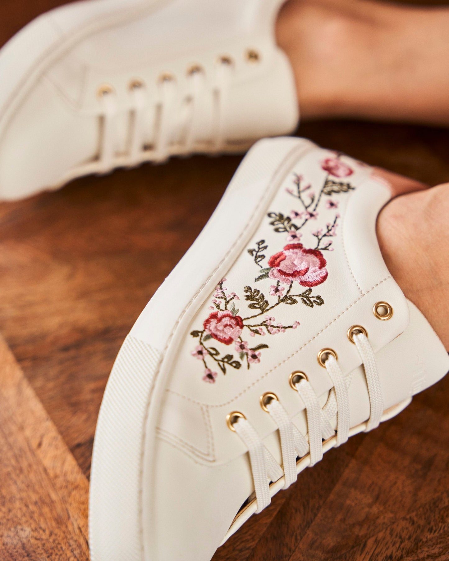 Virevolte Roses