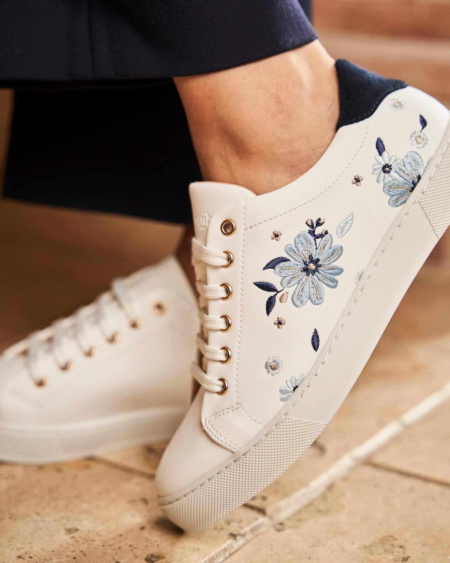 Virevolte Fleurs Bleue
