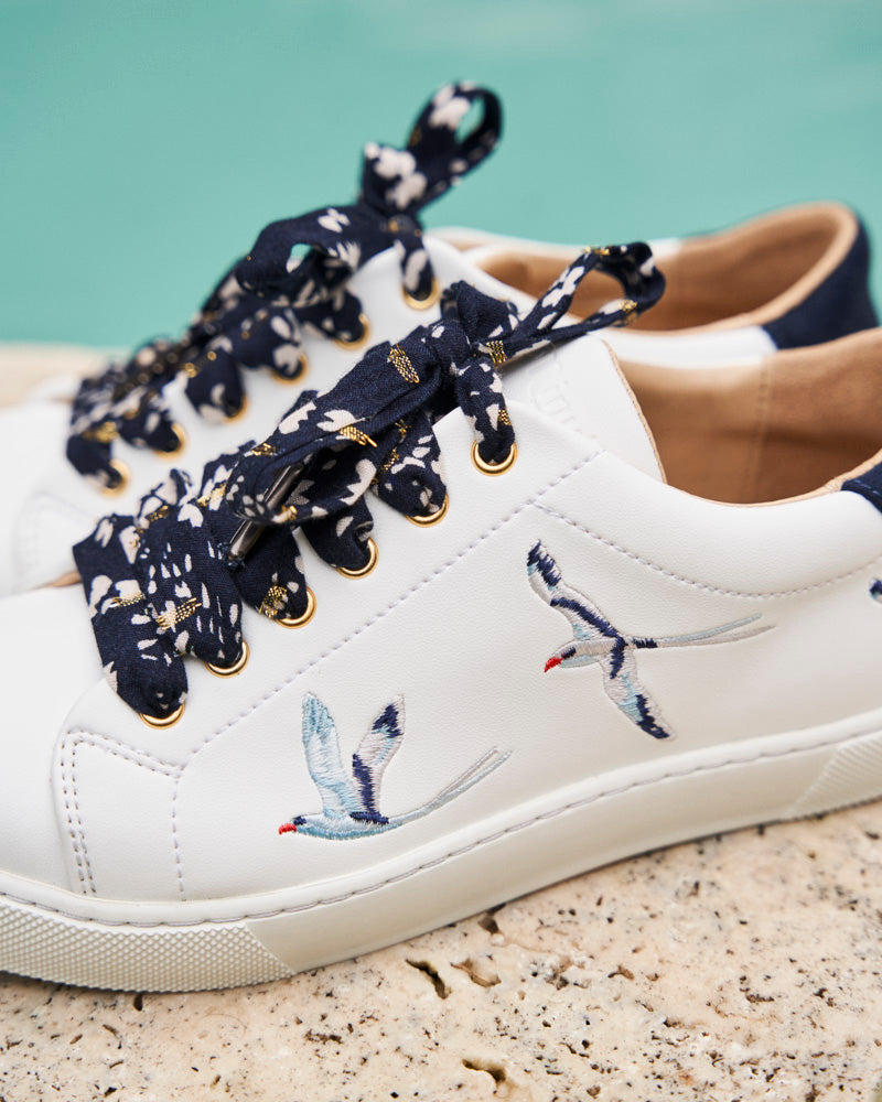Blue Flower Laces