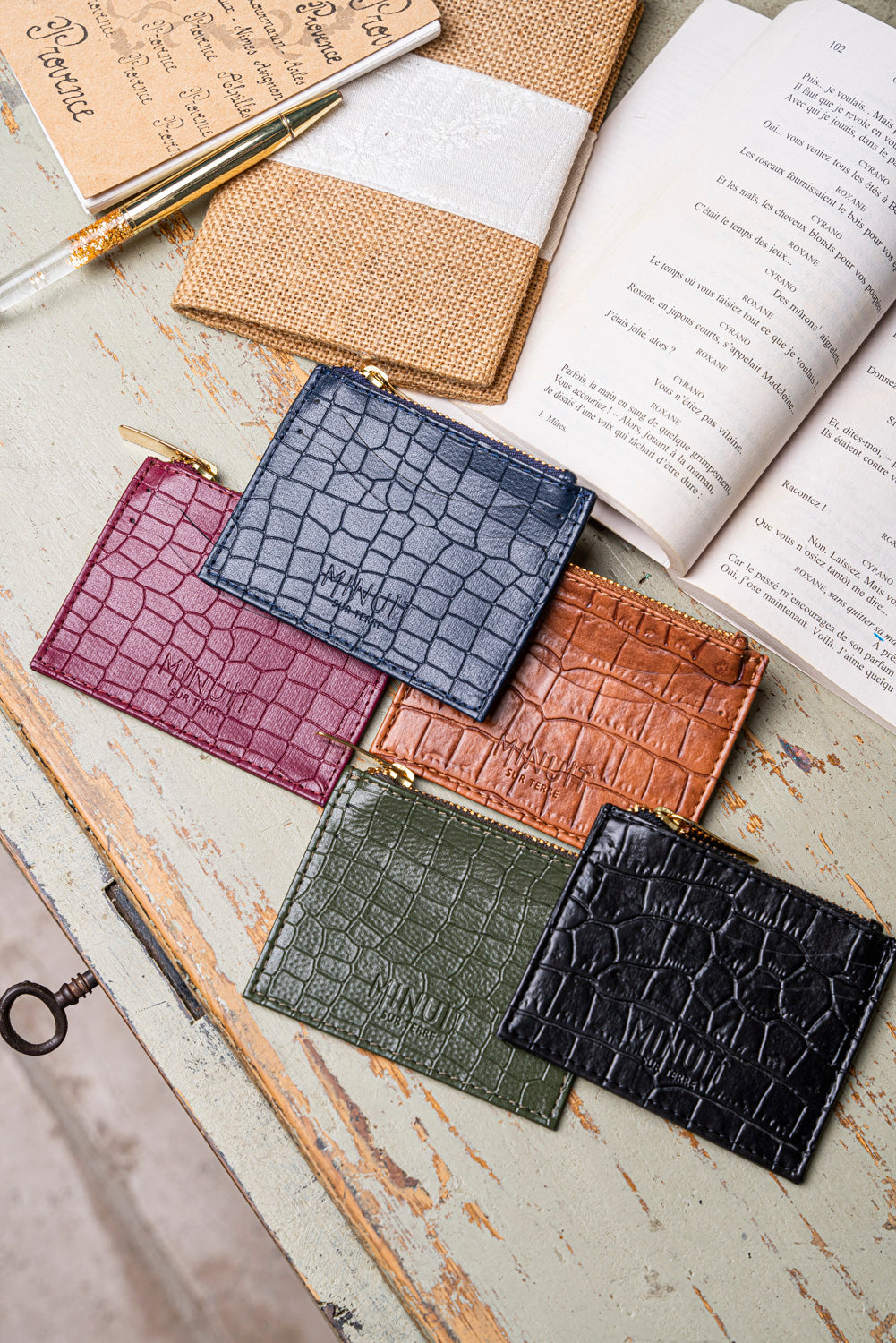 Porte-monnaire pour femme imitation crocodile écologique vegan recyclé Vivace Minuit sur Terre