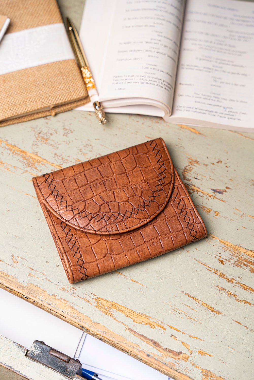 Portefeuille écologique recyclé vegan pour femme marron imitation crocodile Allegro Minuit sur Terre