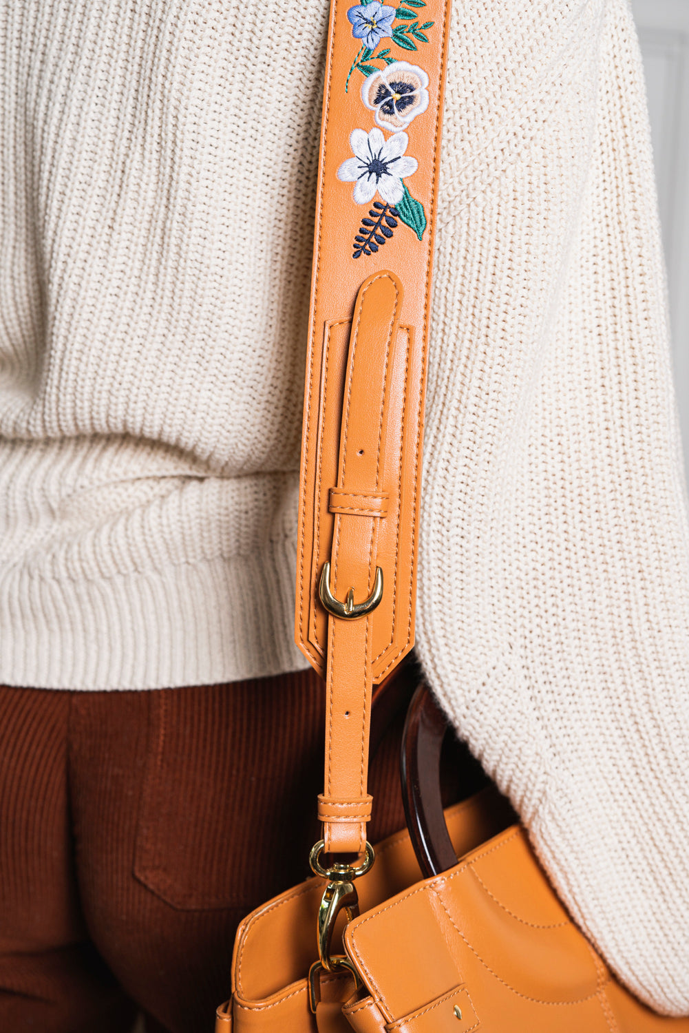 Anse marron camel brodée fleurie pour sac à main femme écologique vegan Minuit sur Terre