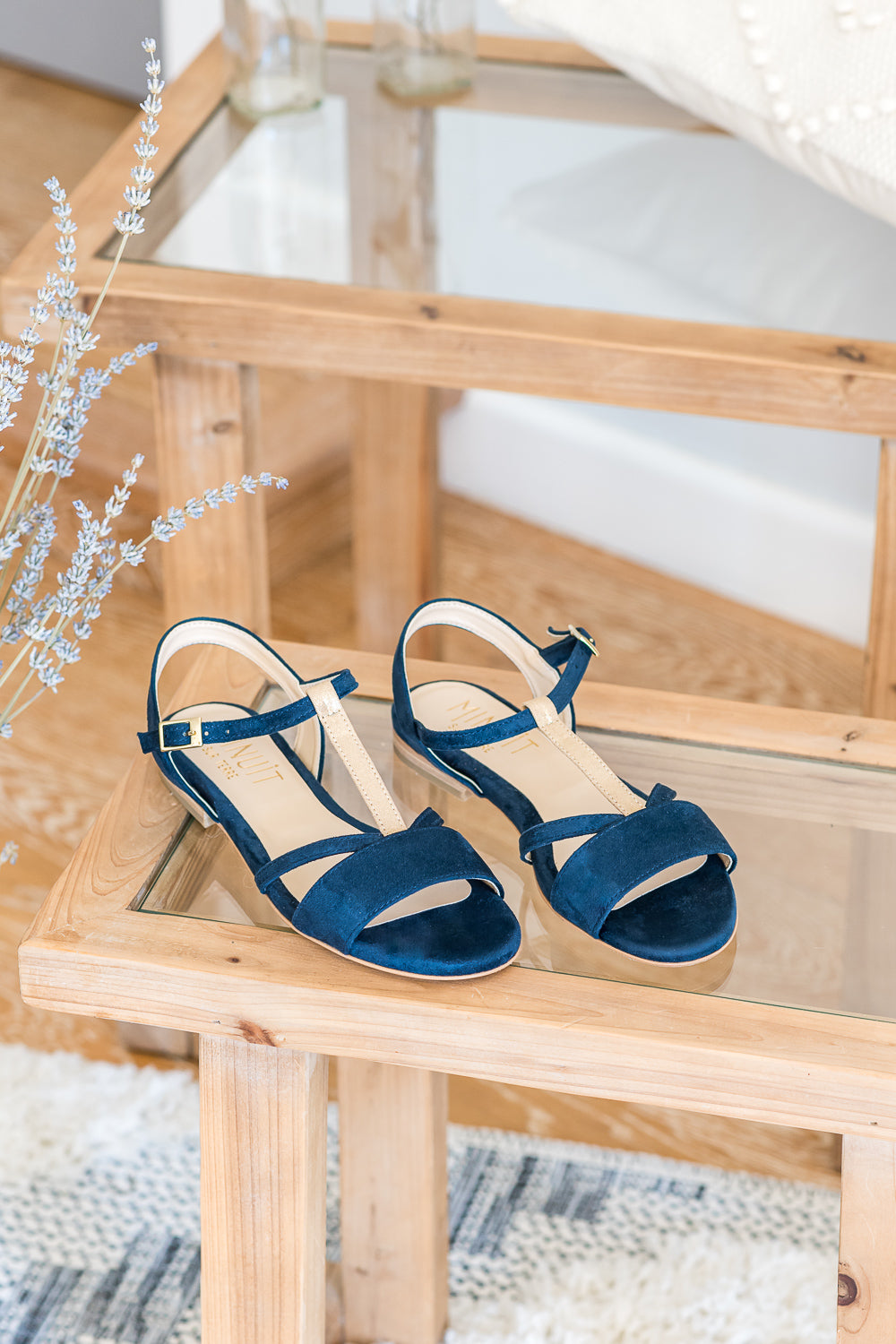 Sandales plates vegan sans cuir écologique pour femme bleu foncé or doré Bastia Minuit sur Terre