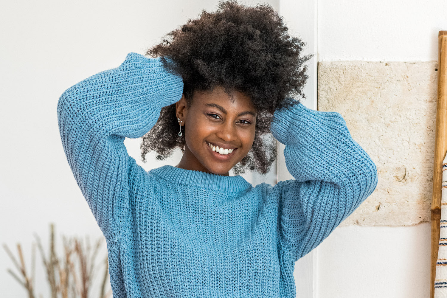 Pull en coton recyclé bleu ciel pour femme Cannelle Minuit sur Terre