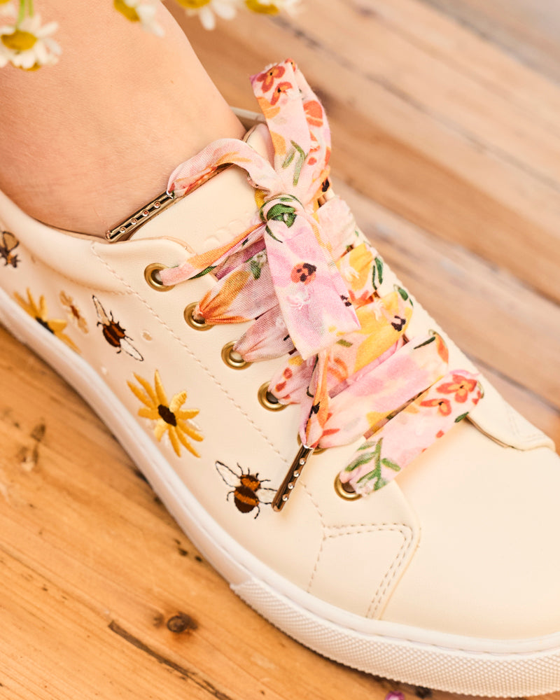 Watercolor Laces