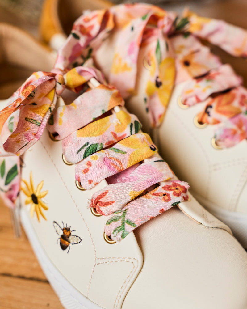 Watercolor Laces