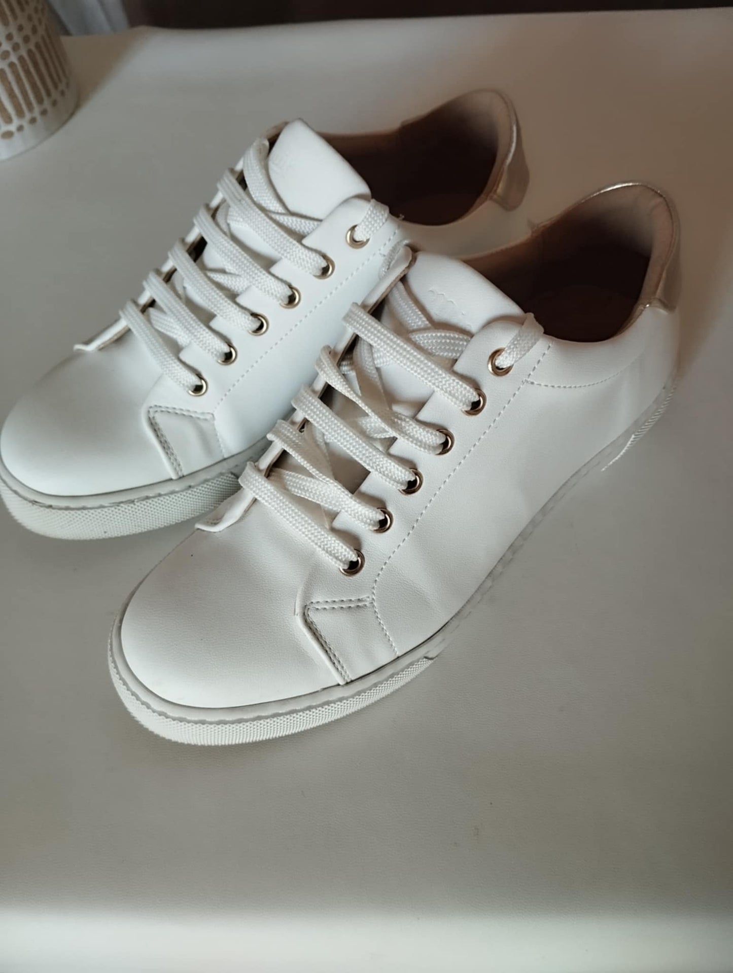 White Twirl
