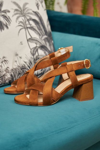 Sandales à talons marron noisette pour femme écologiques recyclées et vegan Guarana Minuit sur Terre