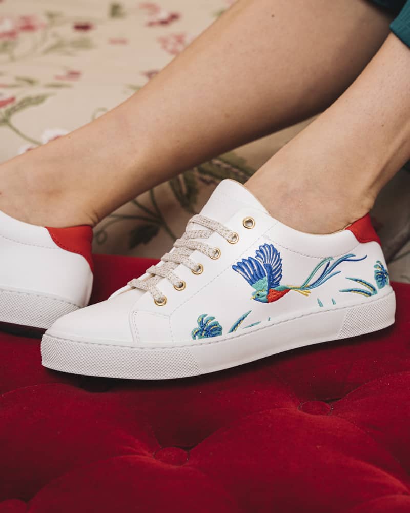 Baskets broderie animale femme
