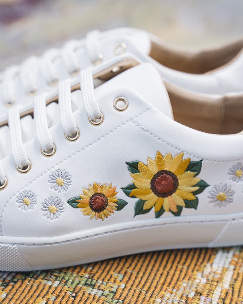 Baskets blanches vegan tournesol