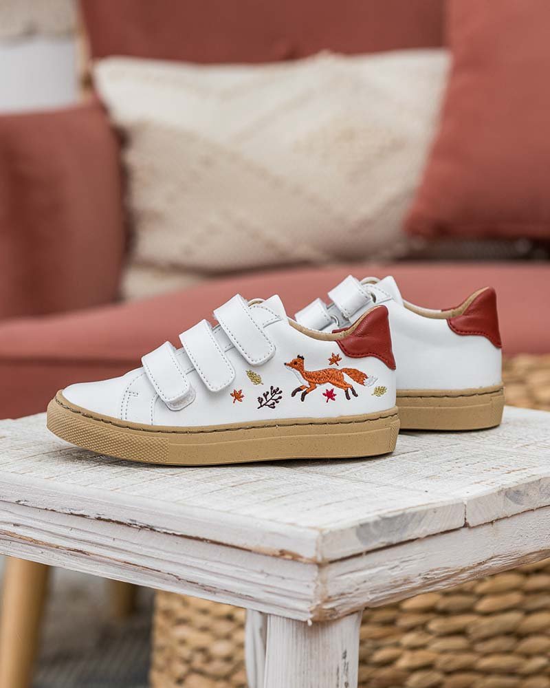 Baskets brodées enfant vegan