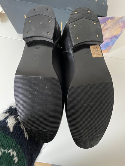Arezzo Noir Croco