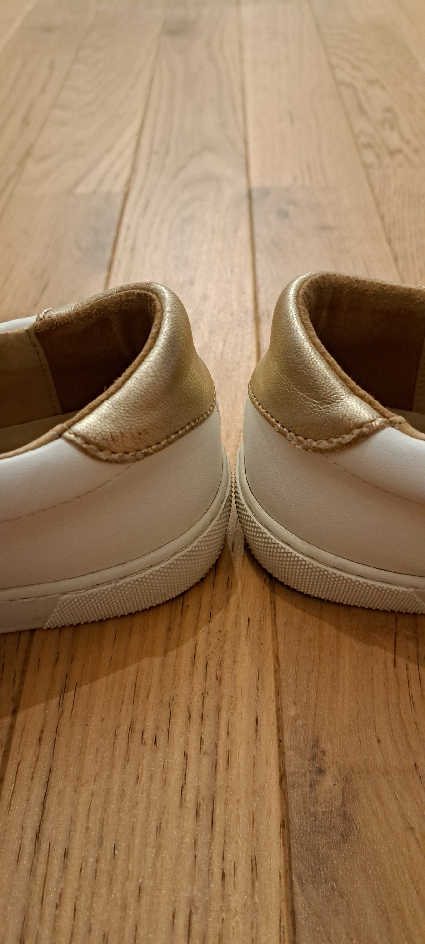 White Twirl