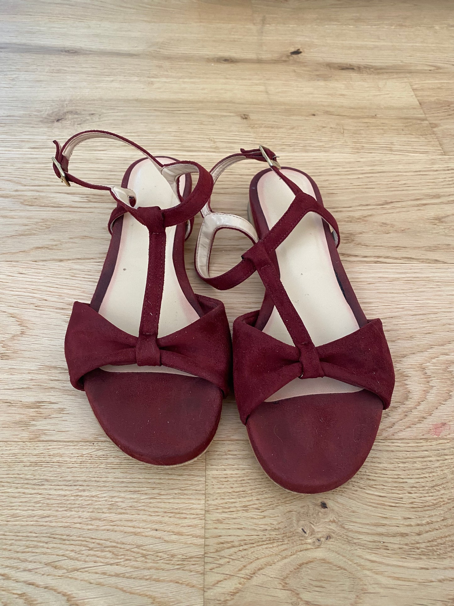 Sandales modèle Ariane taille 40