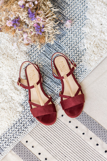 Sandales plates vegan sans cuir écologique pour femme bordeaux rouge foncé or doré Bastia Minuit sur Terre