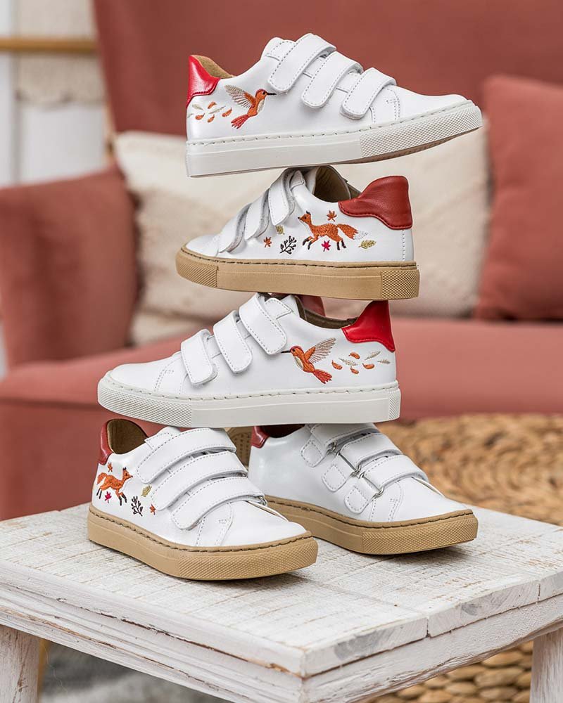 Baskets brodées enfant vegan