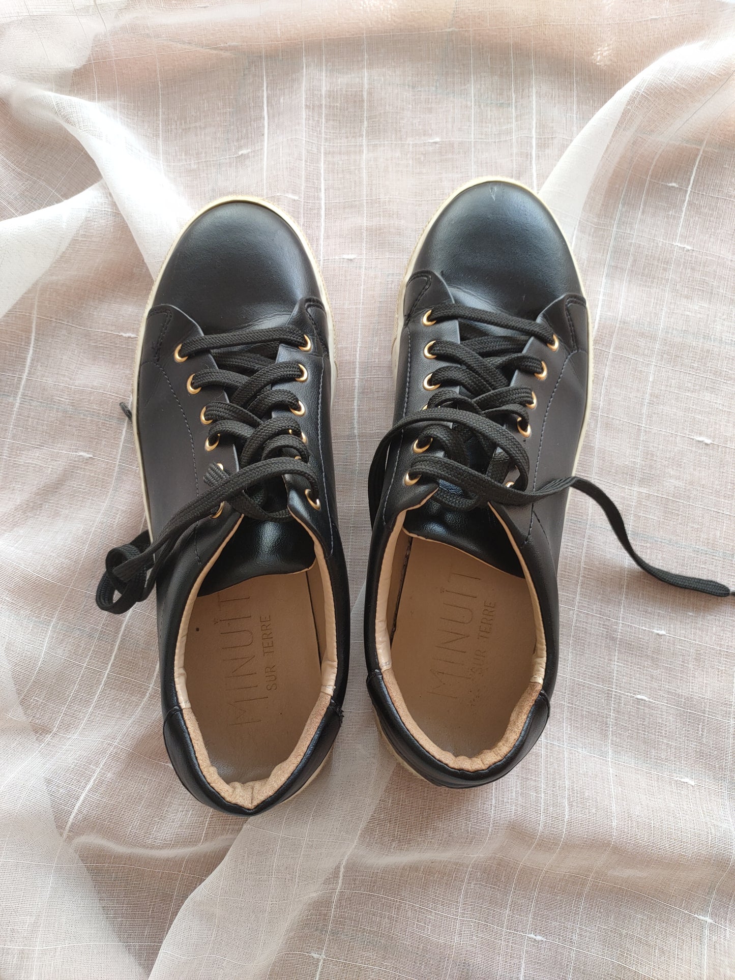 Black Twirl