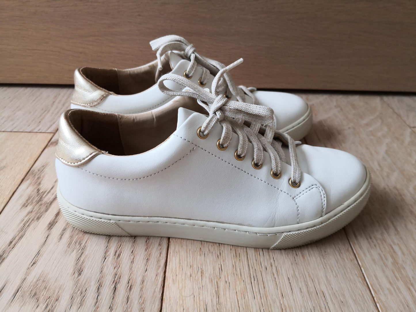 White Twirl