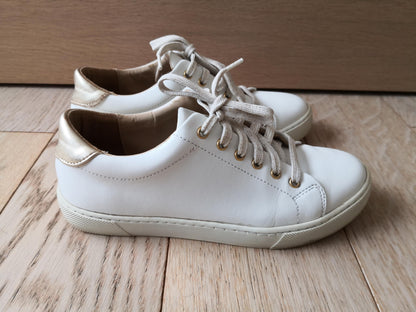 White Twirl